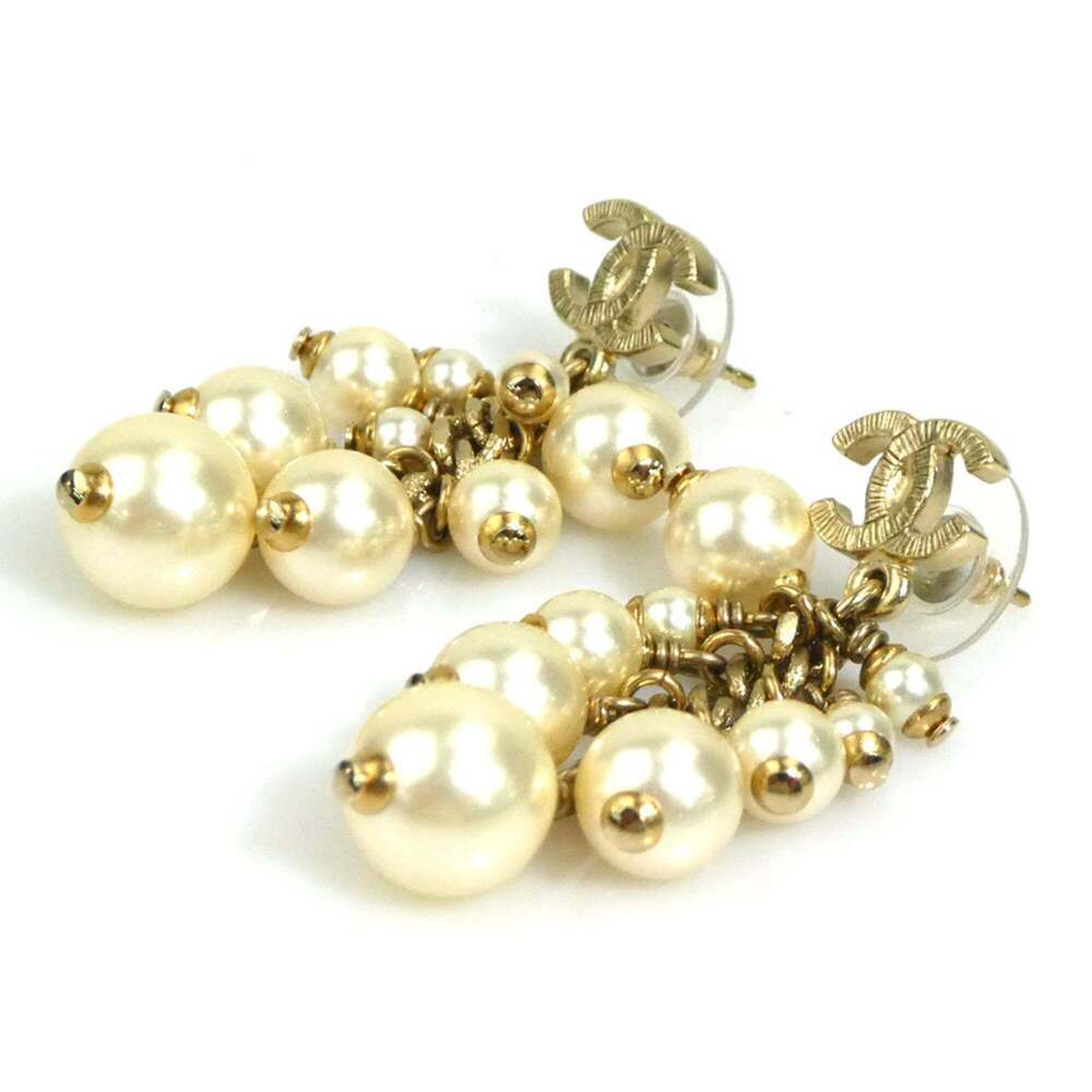 CHANEL Authentic White Pearl Logo Earrings - Picture 3 of 5
